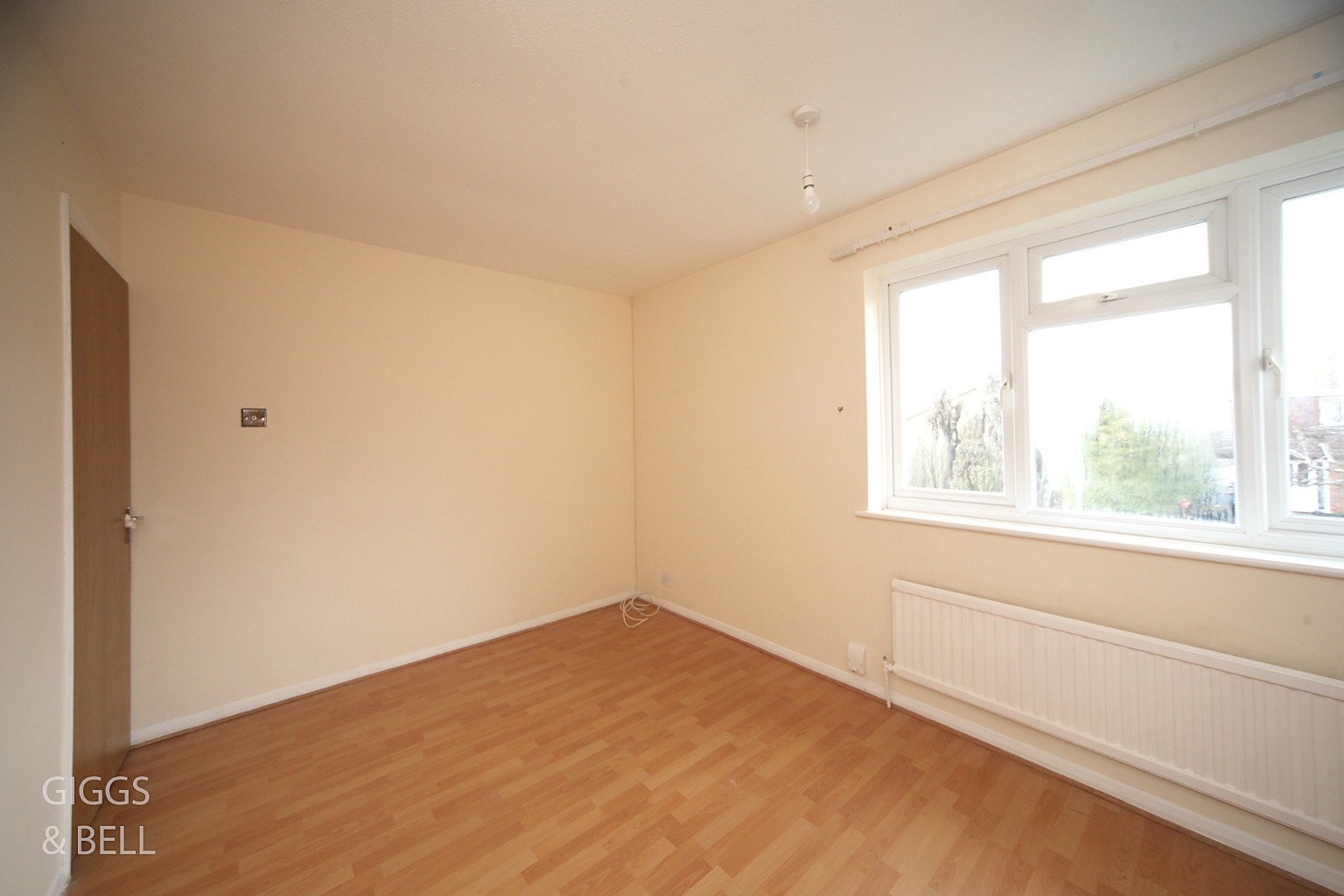 4 bed detached house for sale in Brompton Close, Luton  - Property Image 13