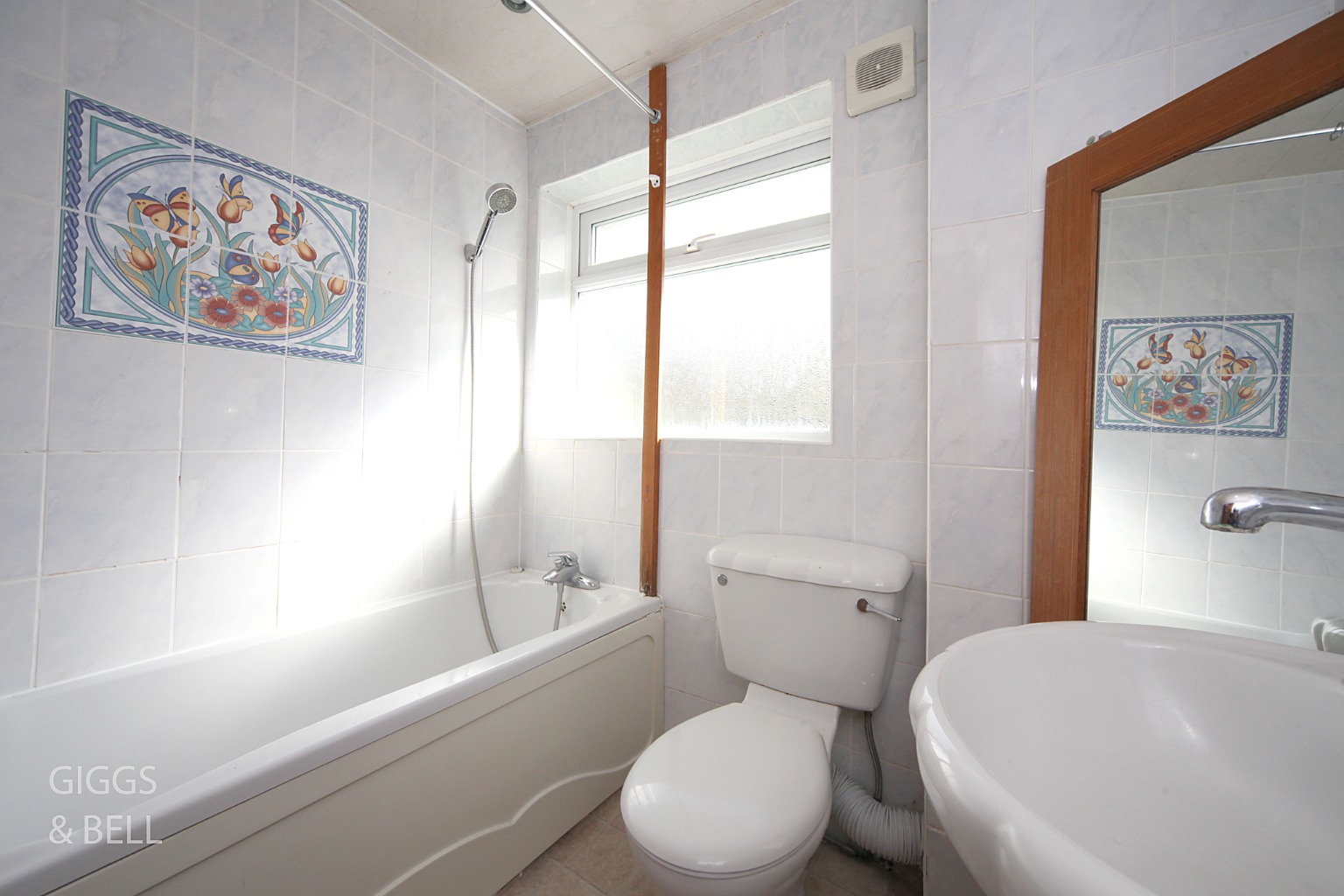 4 bed detached house for sale in Brompton Close, Luton  - Property Image 16