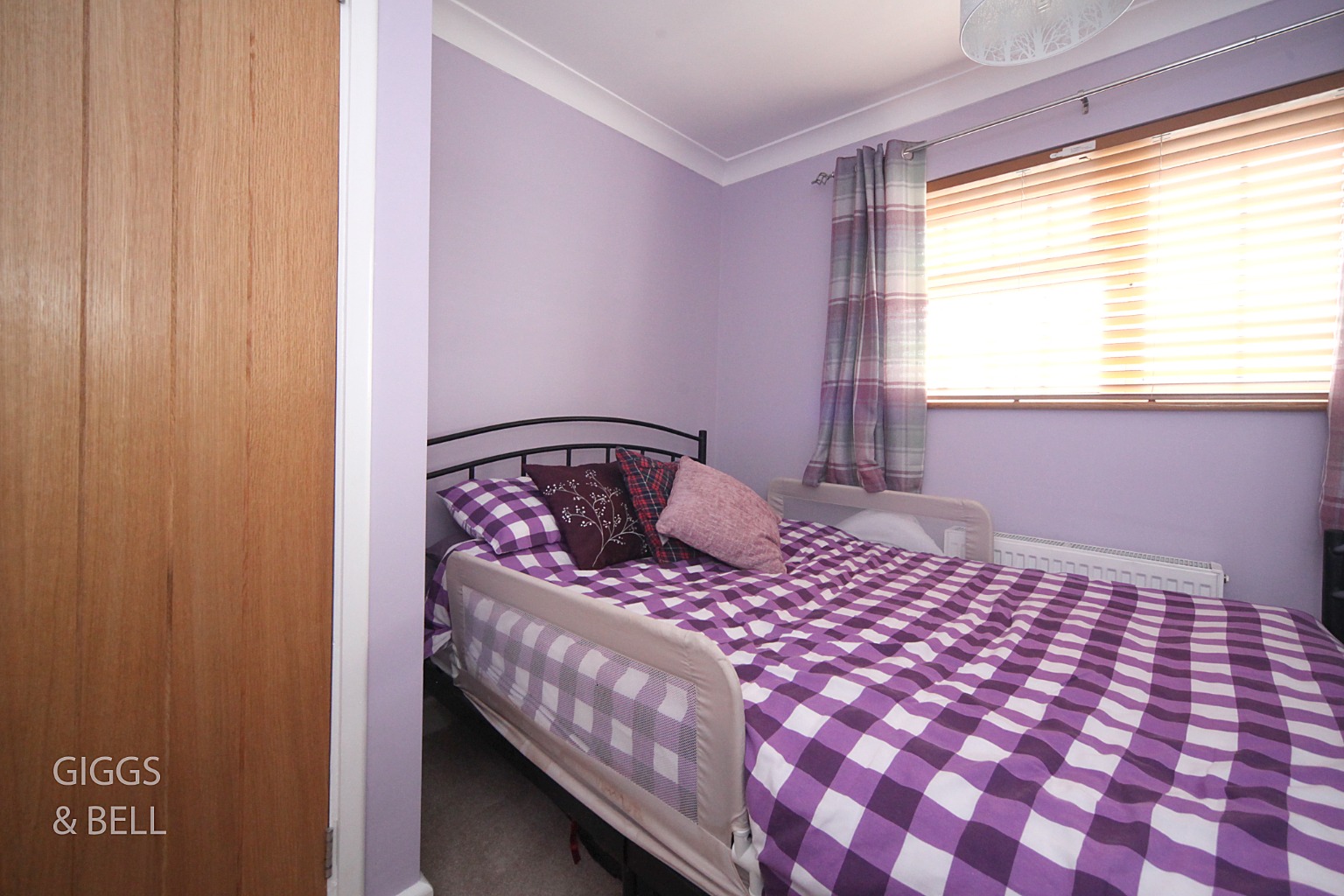 3 bed terraced house for sale in Little Church Road, Luton 11