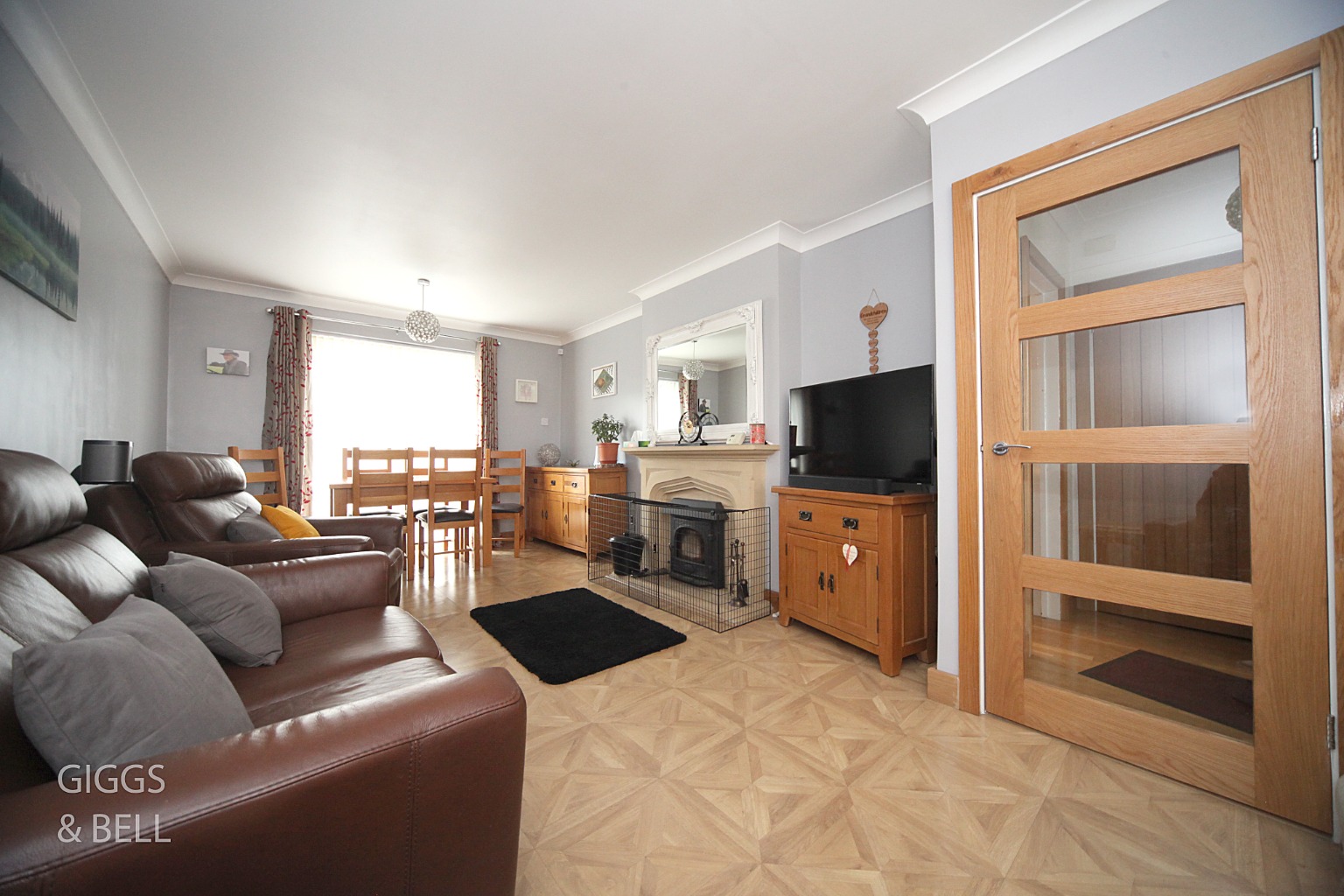 3 bed terraced house for sale in Little Church Road, Luton  - Property Image 3