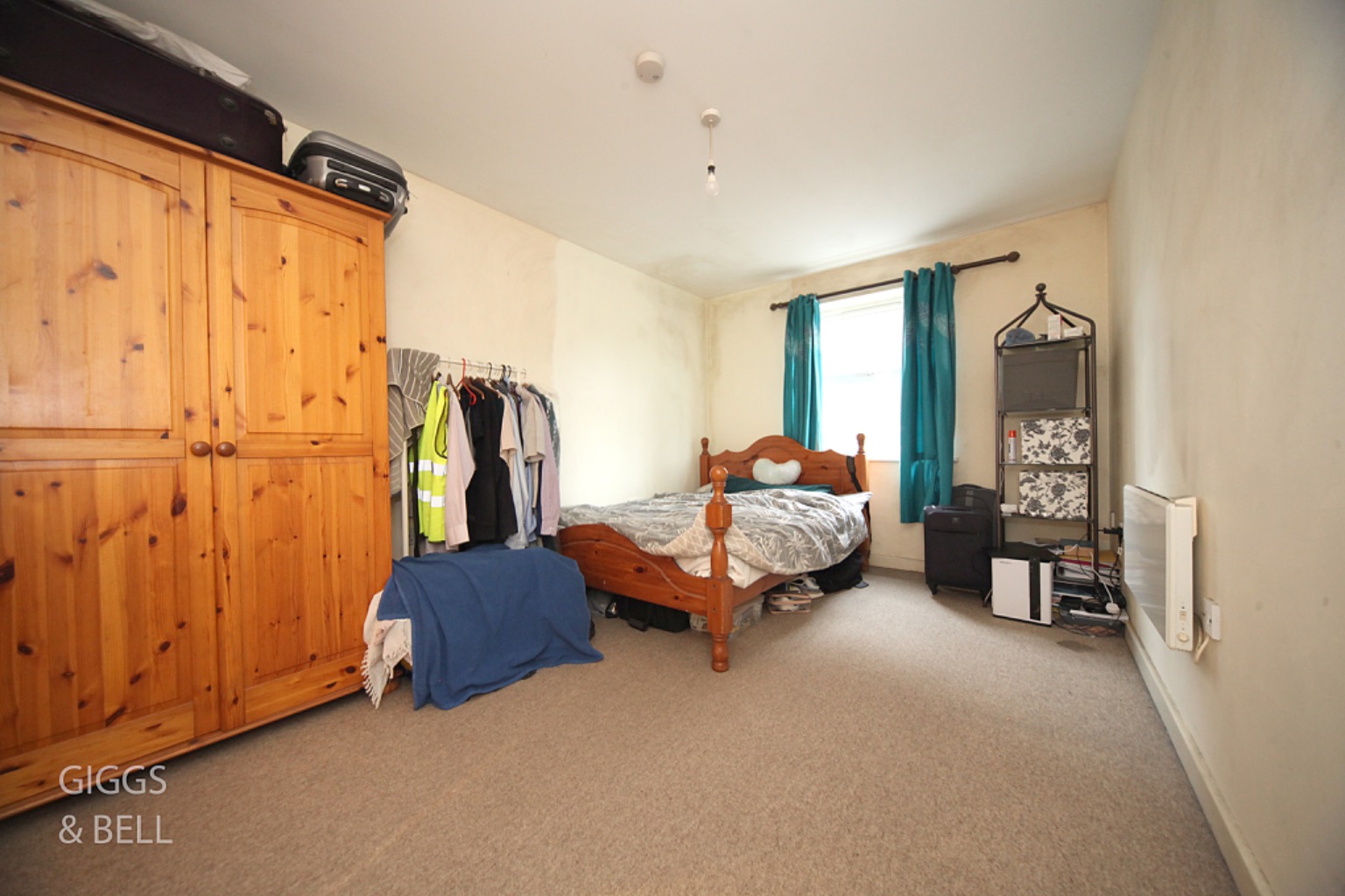 2 bed flat for sale, Luton 7