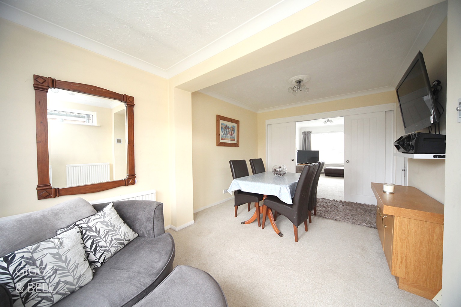 3 bed semi-detached house for sale in First Avenue, Dunstable  - Property Image 10