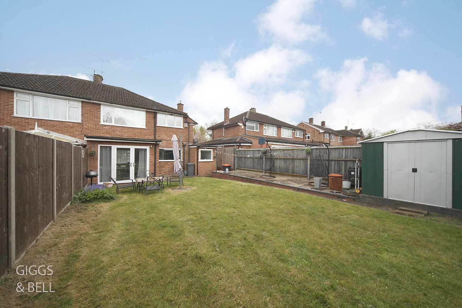 3 bed semi-detached house for sale in First Avenue, Dunstable 22