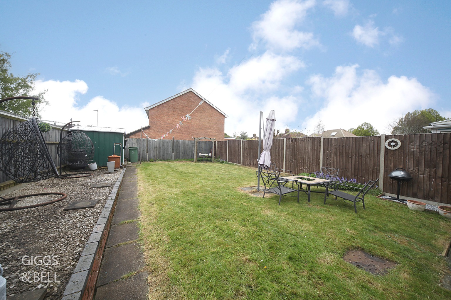 3 bed semi-detached house for sale in First Avenue, Dunstable  - Property Image 22