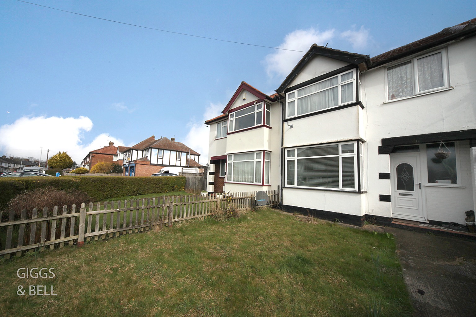 3 bed terraced house for sale in Stapleford Road, Luton  - Property Image 2