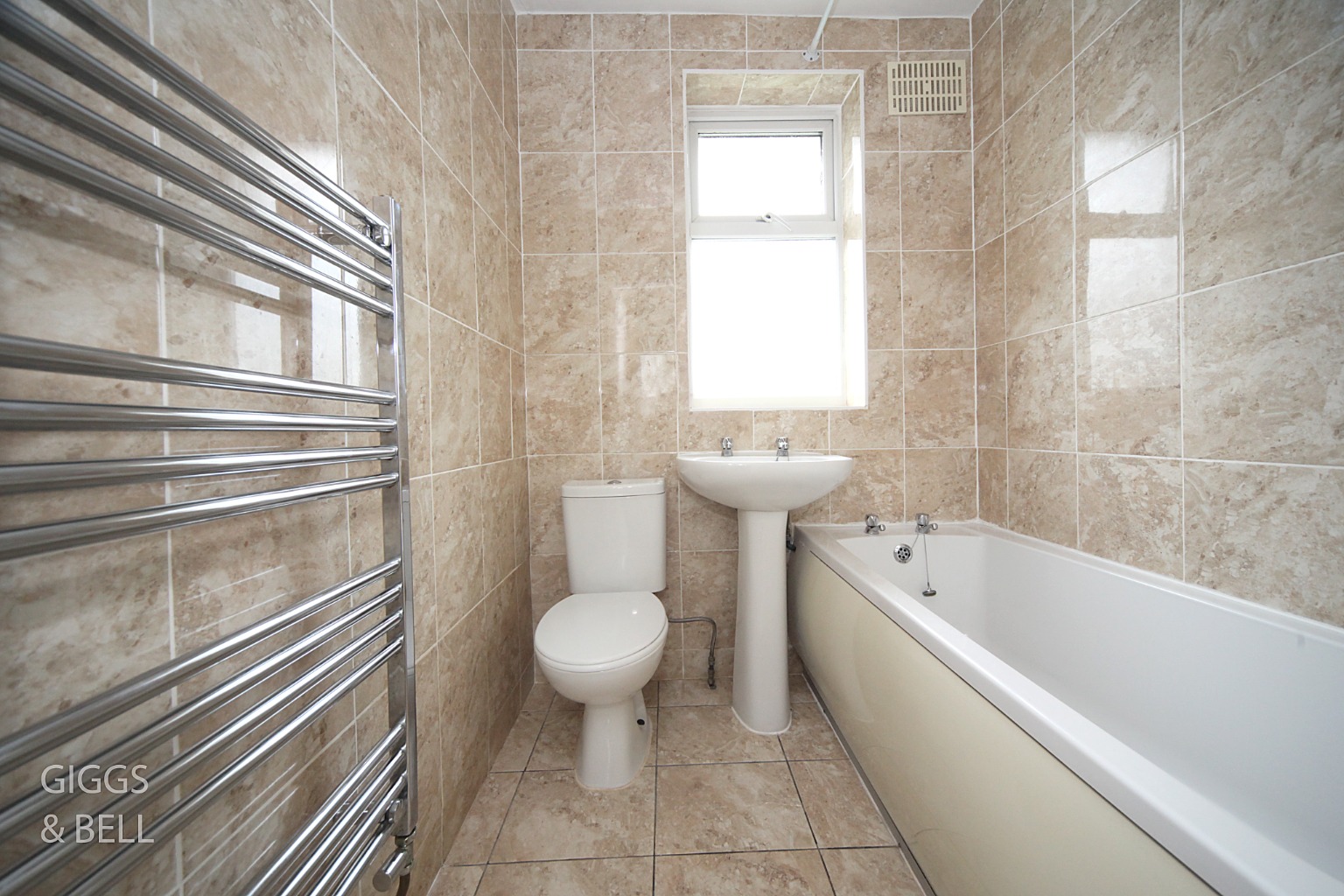 2 bed terraced house for sale in Pomfret Avenue, Luton 14