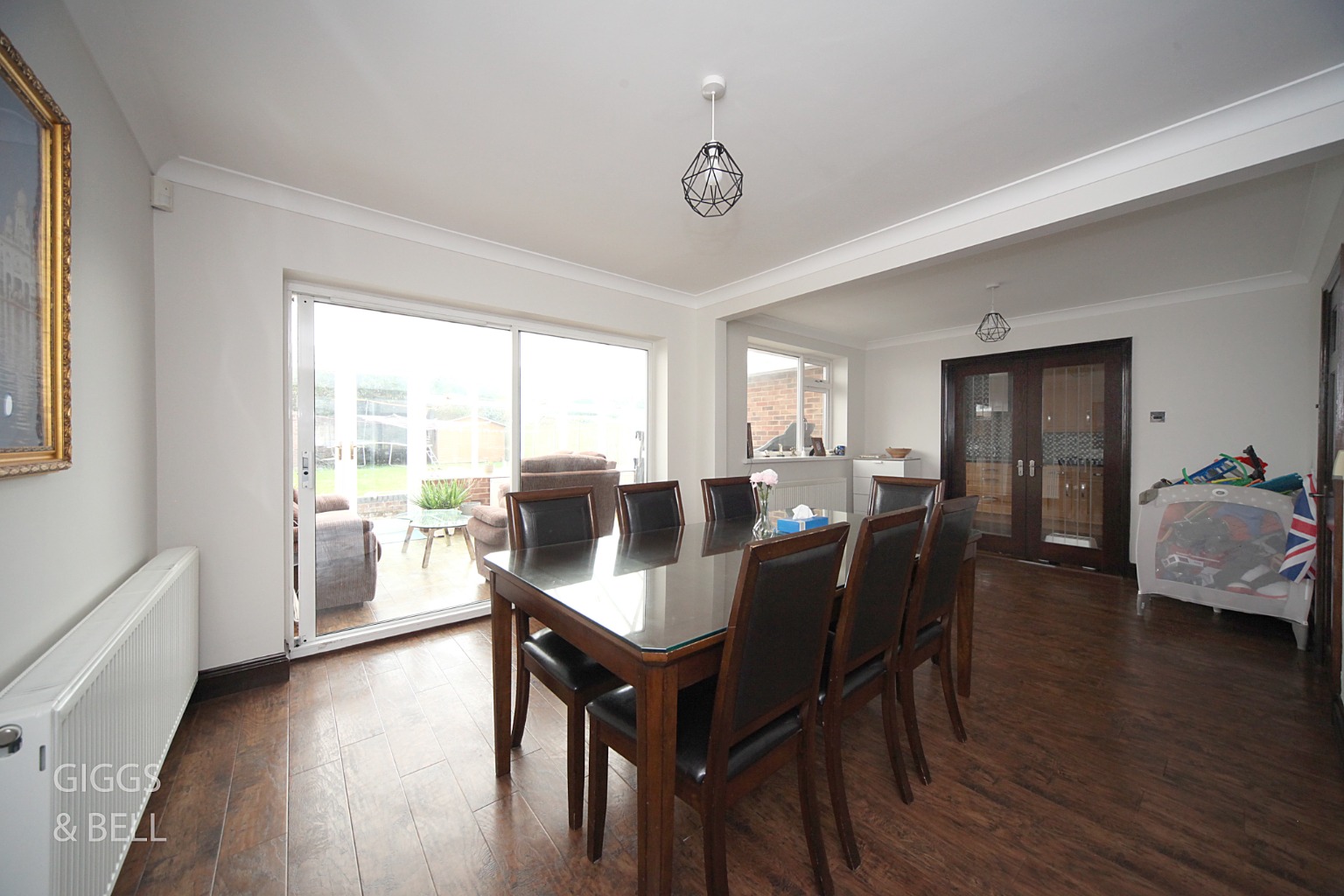 4 bed detached house for sale in Felstead Way, Luton  - Property Image 9