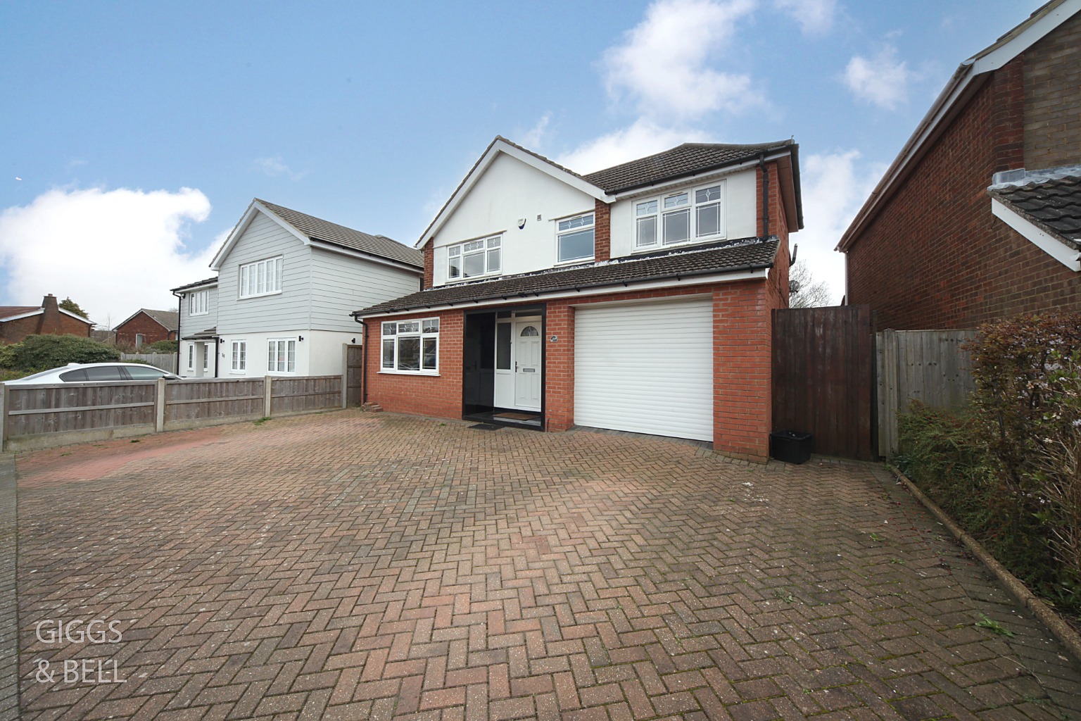 4 bed detached house for sale in Felstead Way, Luton  - Property Image 30