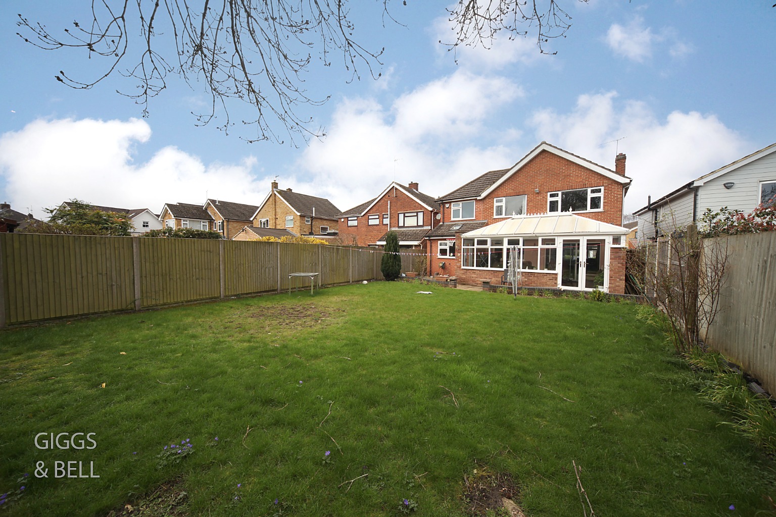 4 bed detached house for sale in Felstead Way, Luton  - Property Image 29