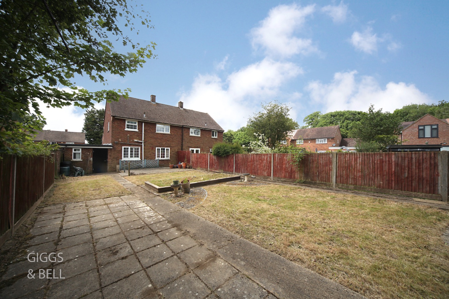 3 bed semi-detached house for sale in Woollam Crescent, St. Albans  - Property Image 22