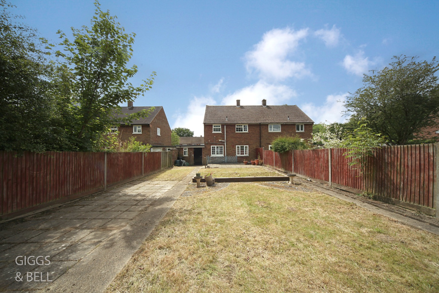 3 bed semi-detached house for sale in Woollam Crescent, St. Albans  - Property Image 25