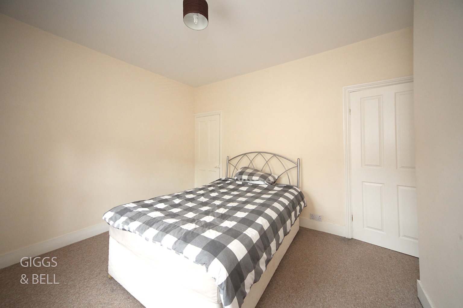 2 bed terraced house for sale in May Street, Luton 12