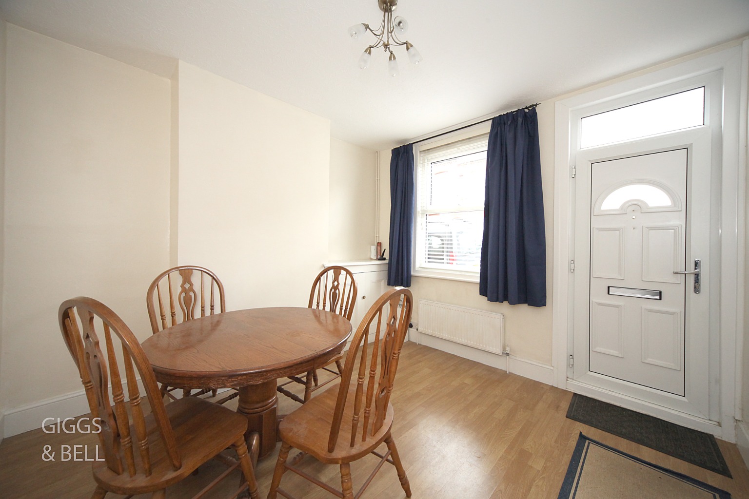 2 bed terraced house for sale in May Street, Luton 3