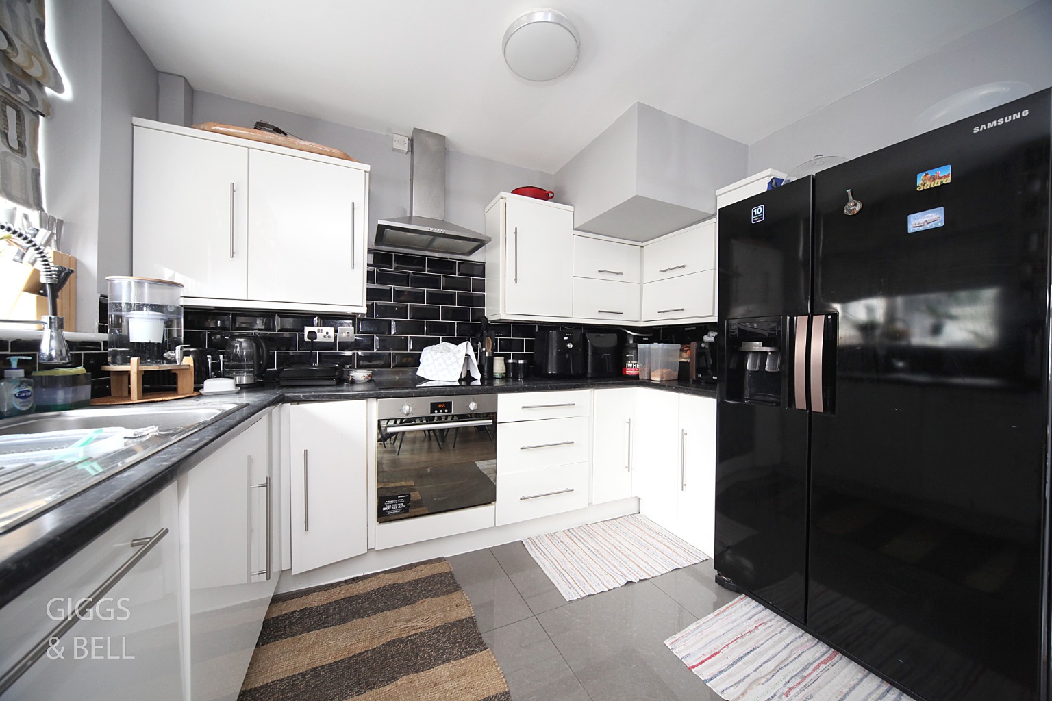 3 bed detached house for sale in Rose Wood Close, Luton  - Property Image 7