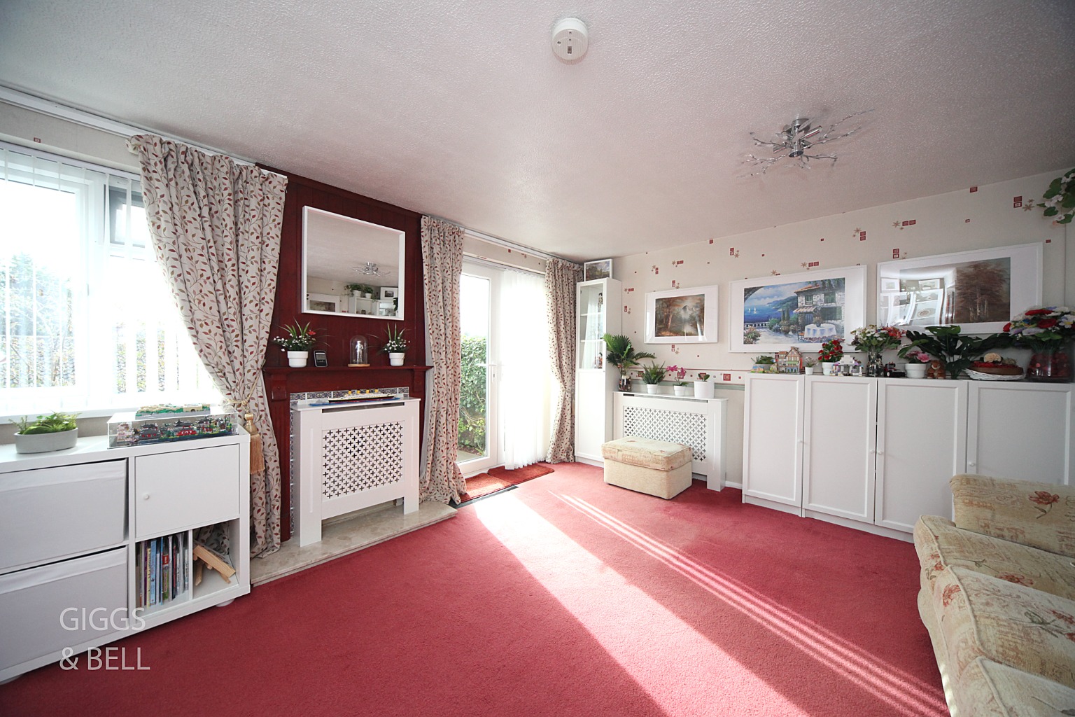 3 bed end of terrace house for sale in Devon Road, Luton  - Property Image 3
