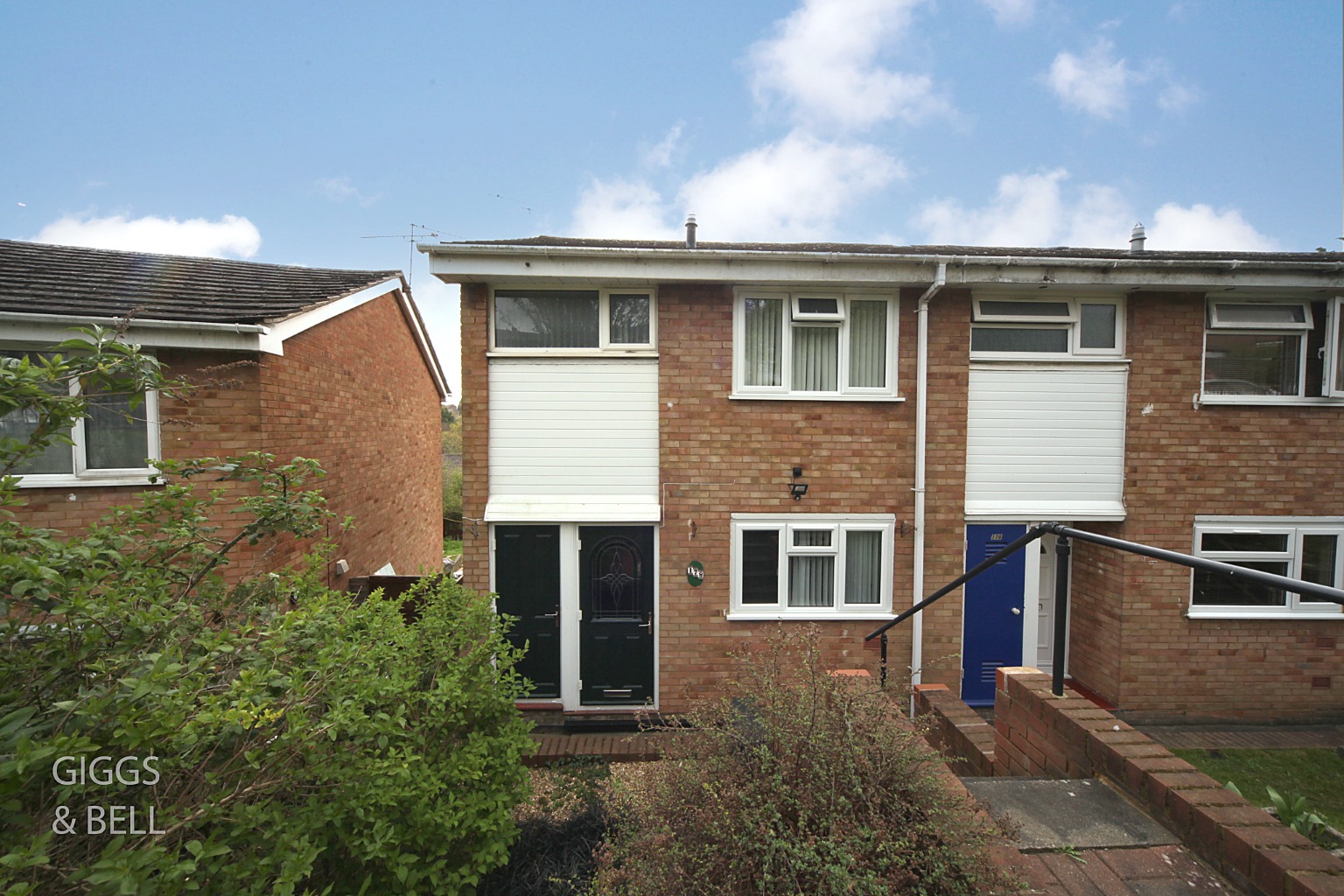 3 bed end of terrace house for sale in Devon Road, Luton 0