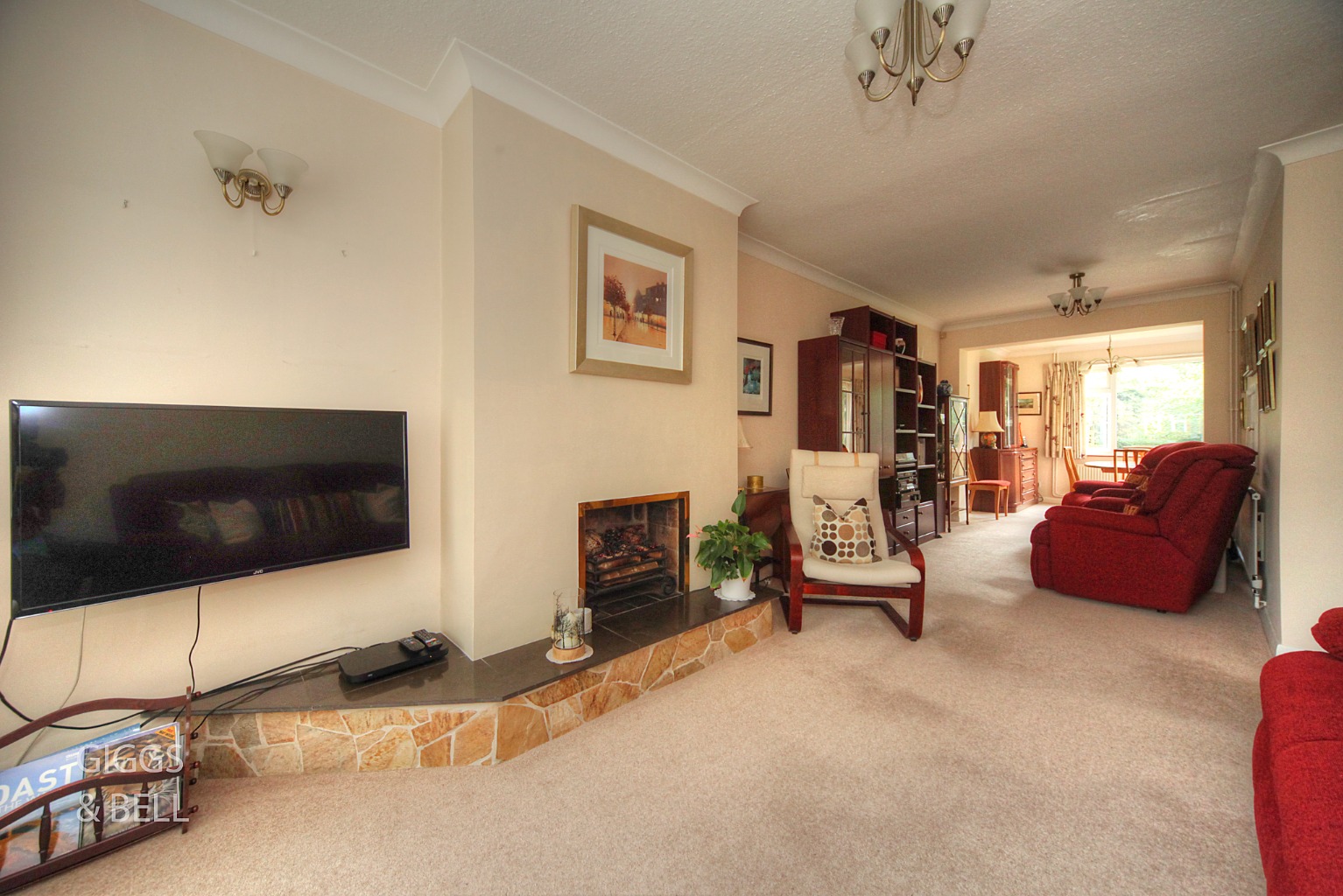 4 bed semi-detached house for sale in Torquay Drive, Luton  - Property Image 3