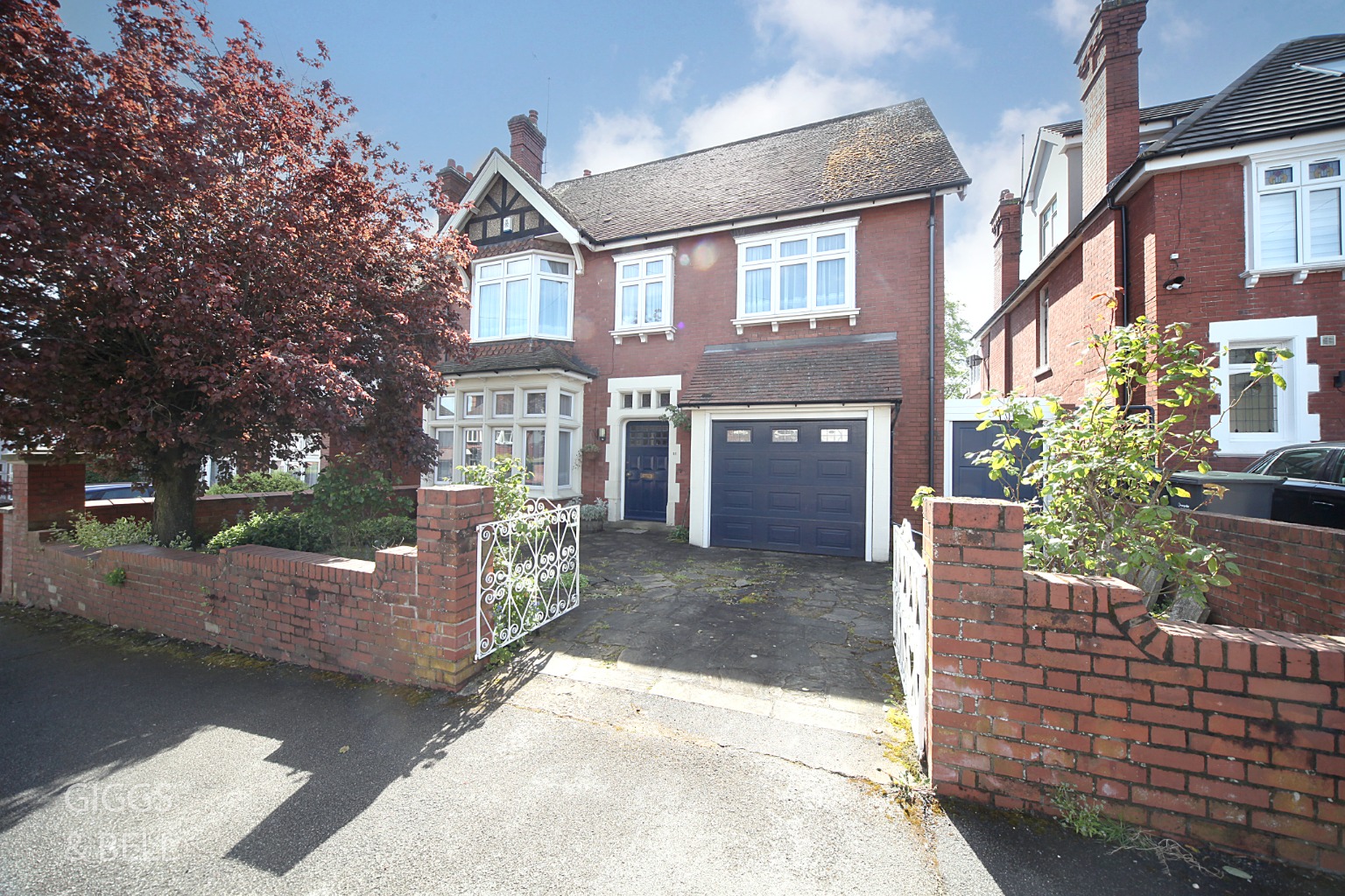 4 bed detached house for sale in Lansdowne Road, Luton  - Property Image 3