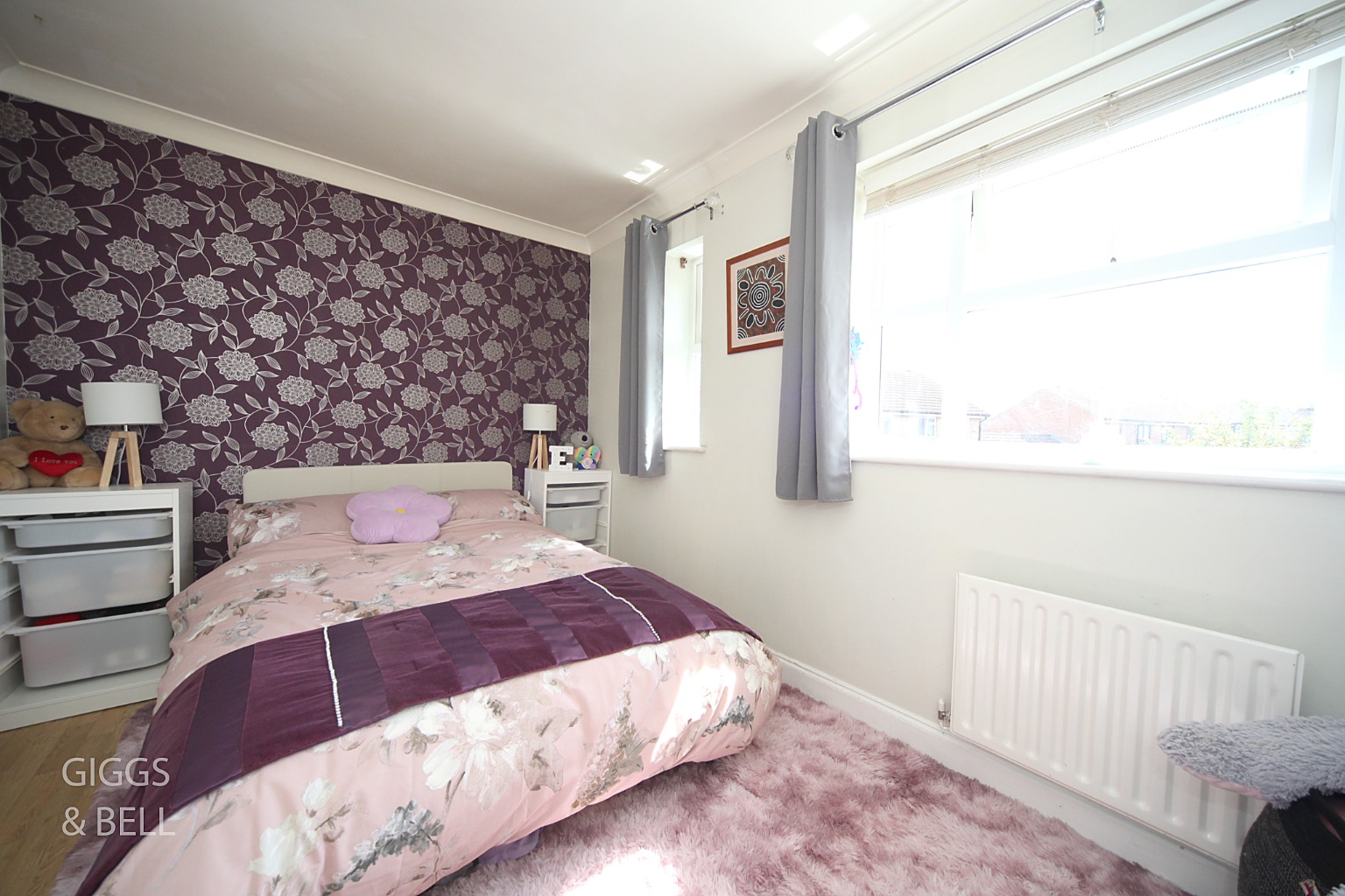 2 bed end of terrace house for sale in Rochford Drive, Luton 8