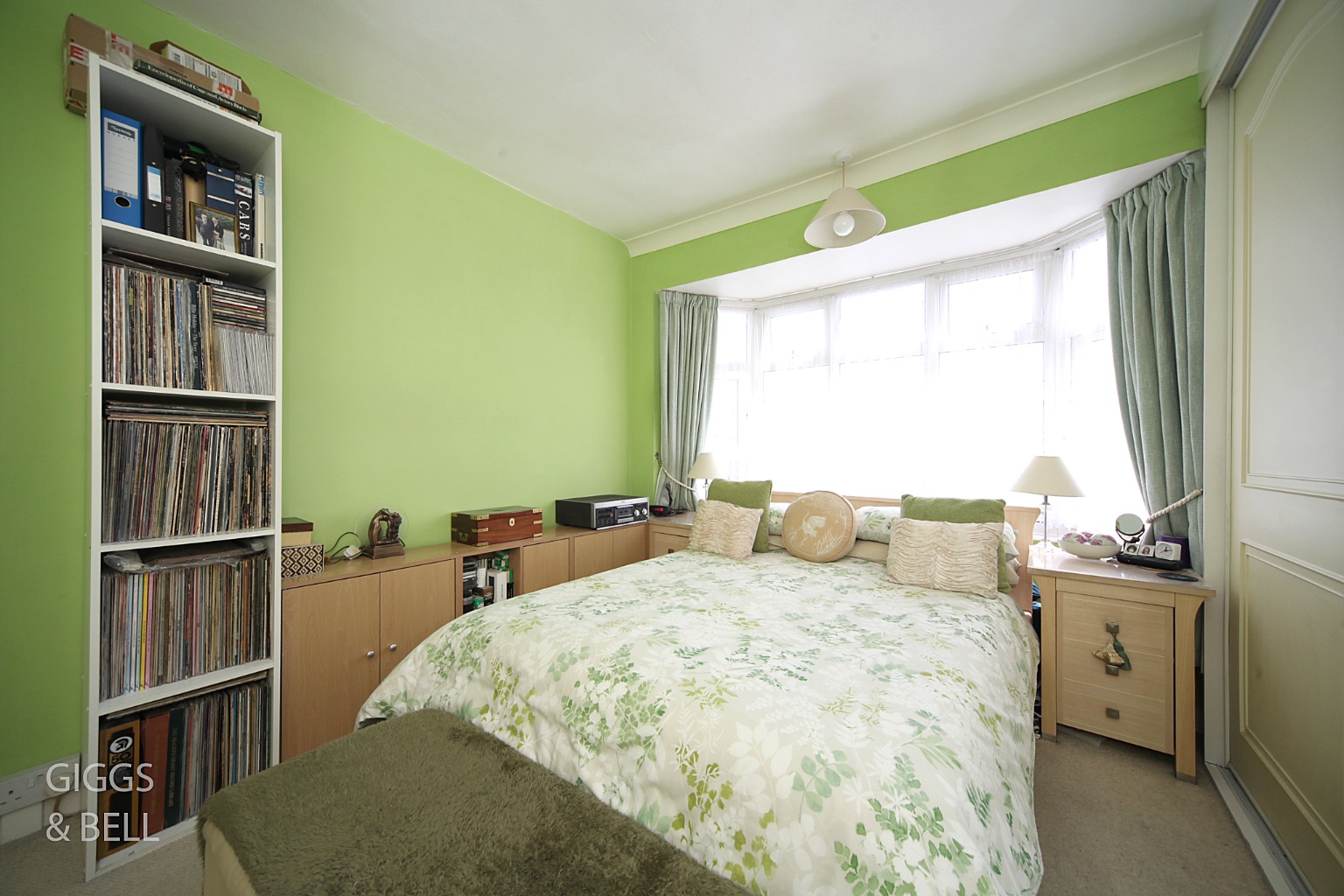 3 bed terraced house for sale in Milton Road, Luton 8