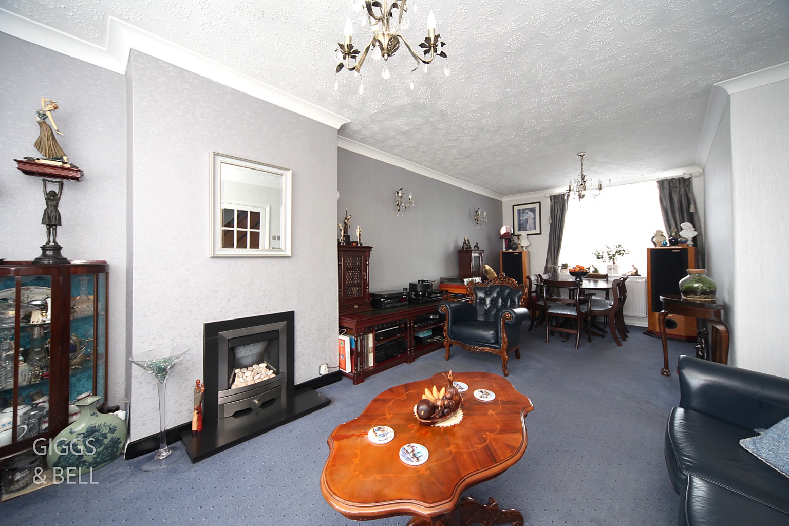 3 bed terraced house for sale in Milton Road, Luton  - Property Image 2