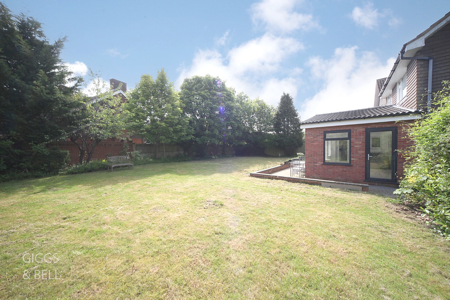 4 bed detached house for sale in Felstead Way, Luton  - Property Image 23