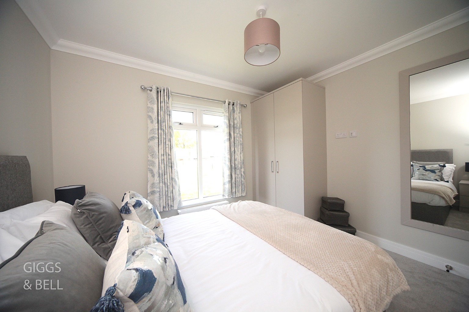 2 bed park home for sale in Woodside Home Park, Bedfordshire 16