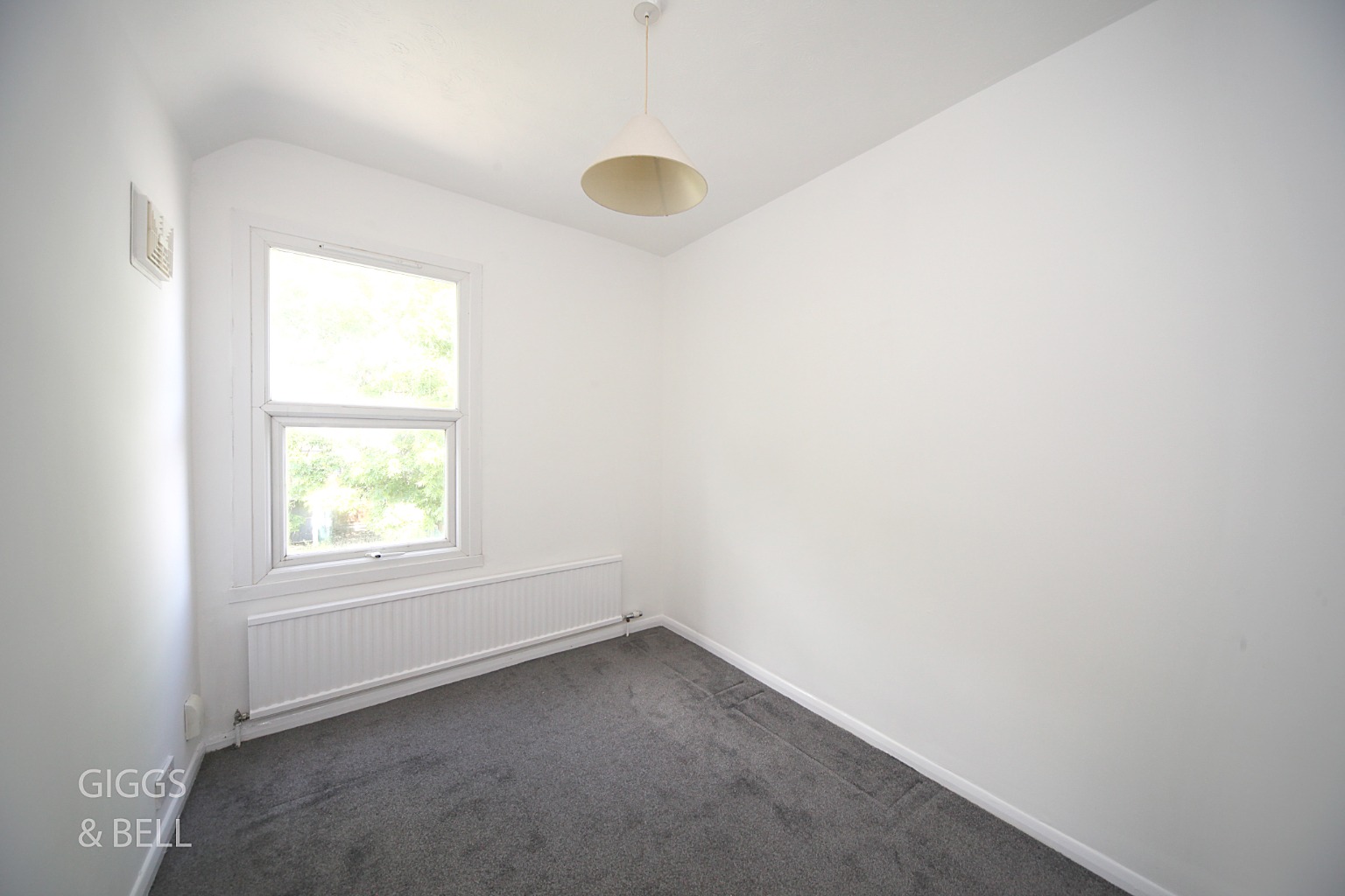 3 bed terraced house for sale in Richmond Hill, Luton 10