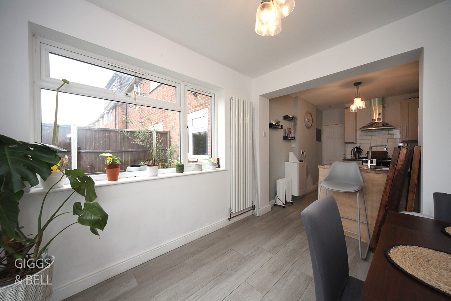 3 bed semi-detached house for sale in Wodecroft Road, Luton  - Property Image 5