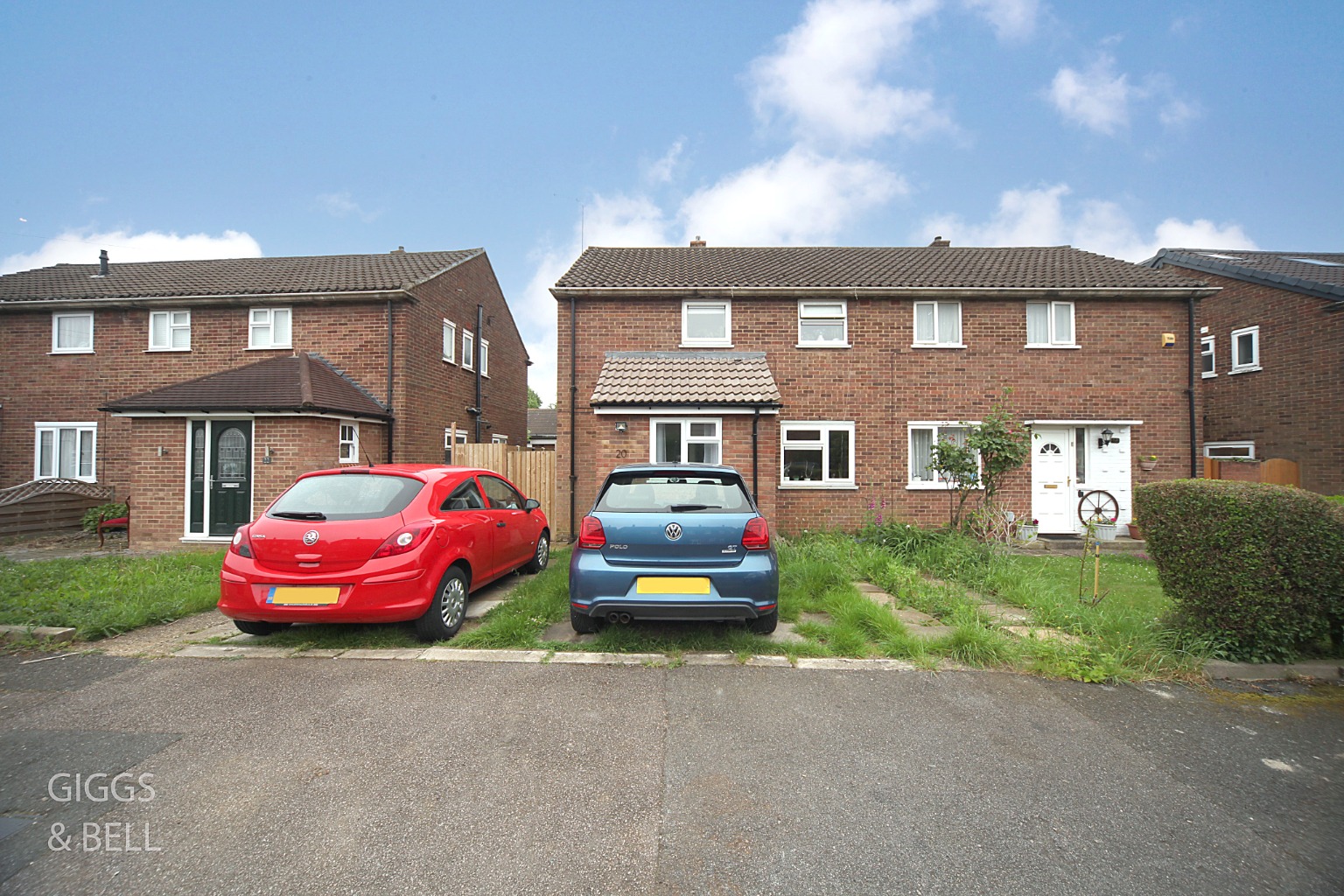 3 bed semi-detached house for sale in Wodecroft Road, Luton, LU3 