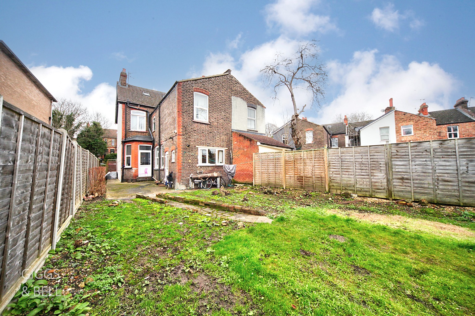 6 bed semi-detached house for sale in New Bedford Road, Luton 19