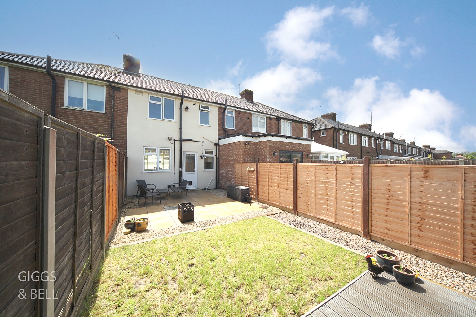 2 bed terraced house for sale in Chesford Road, Luton 14