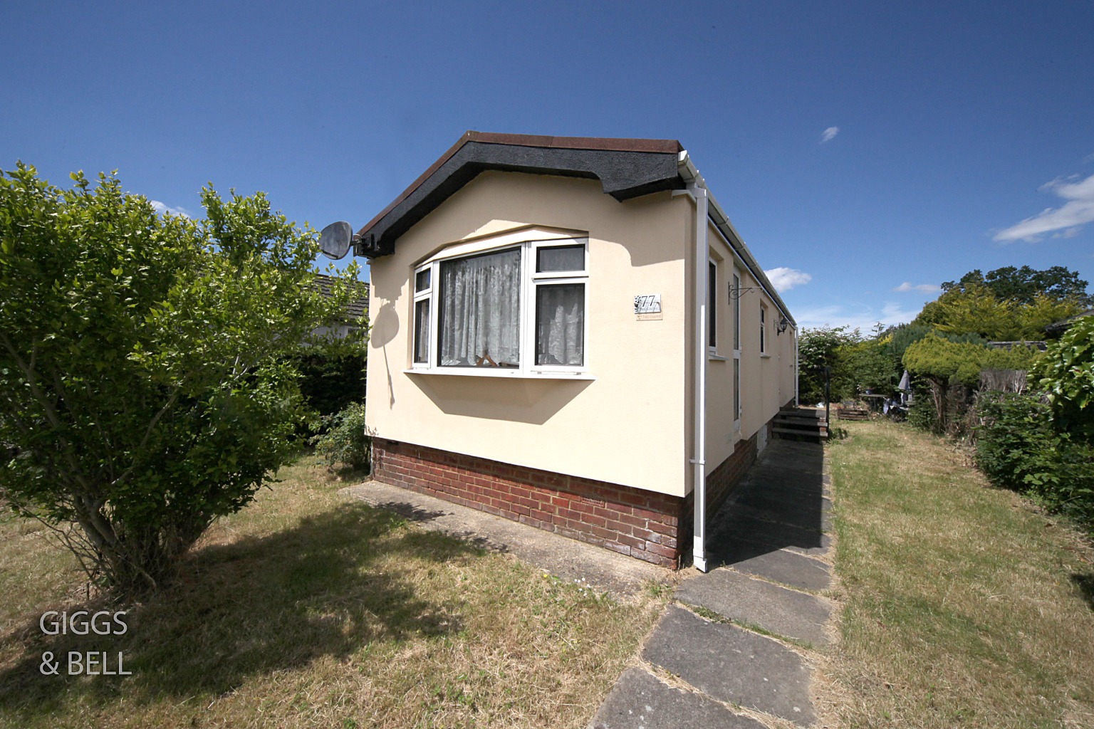 1 bed park home for sale in The Grove, Luton 14