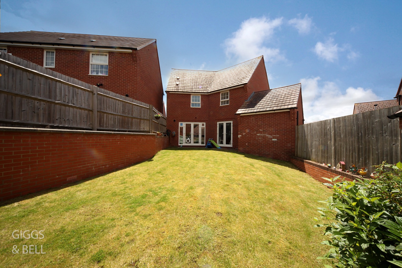 4 bed detached house for sale, Luton  - Property Image 19