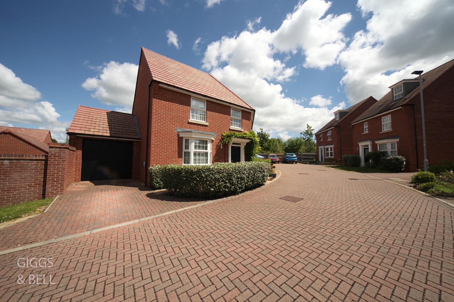 4 bed detached house for sale, Luton  - Property Image 20