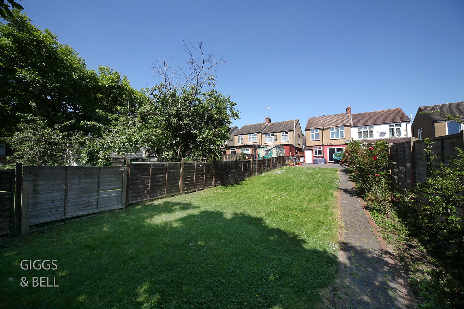 3 bed semi-detached house for sale in Alton Road, Luton  - Property Image 24