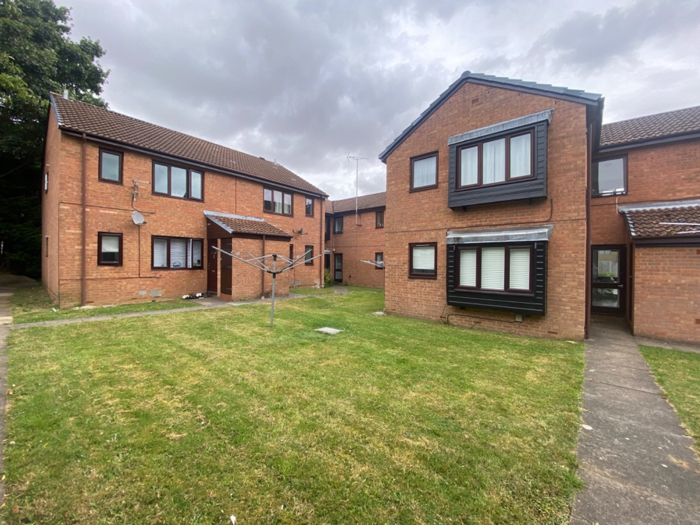 1 bed flat for sale in Colin Road, Luton, LU2 