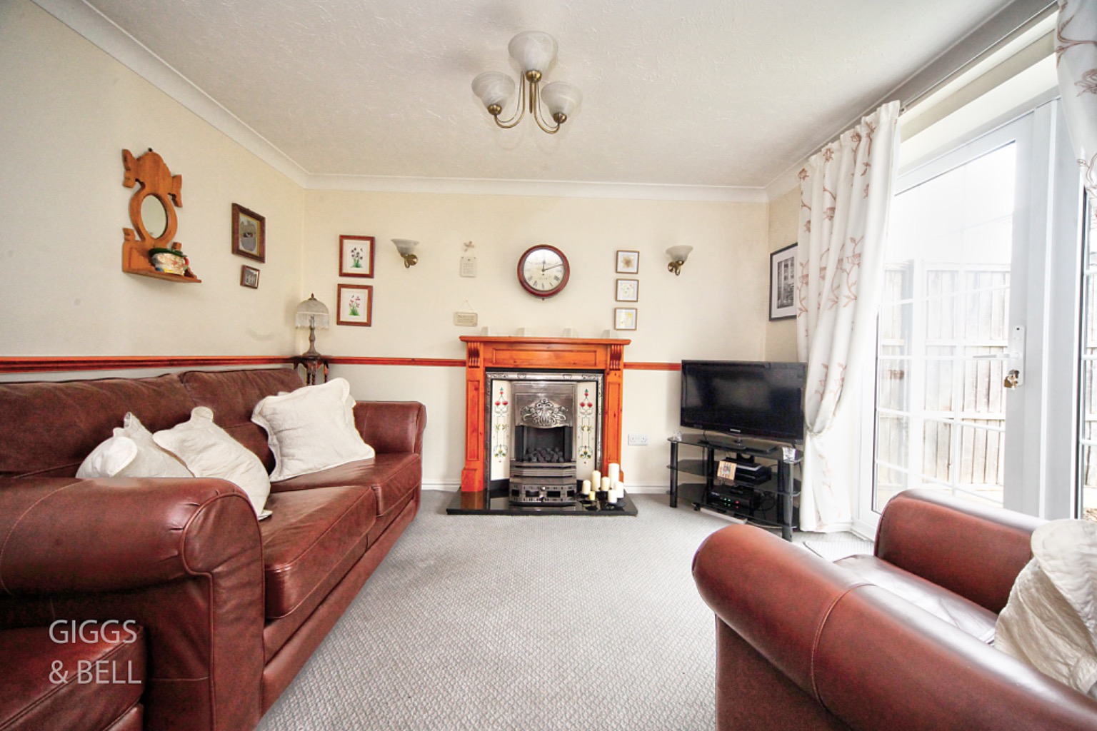 3 bed terraced house for sale in Whitwell Close 5