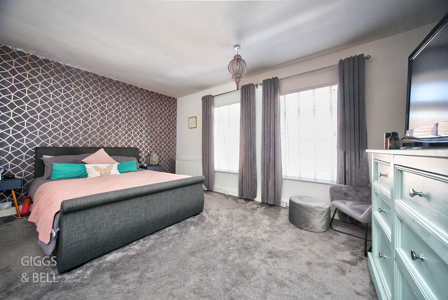 3 bed terraced house for sale in Harcourt Street, Luton 10