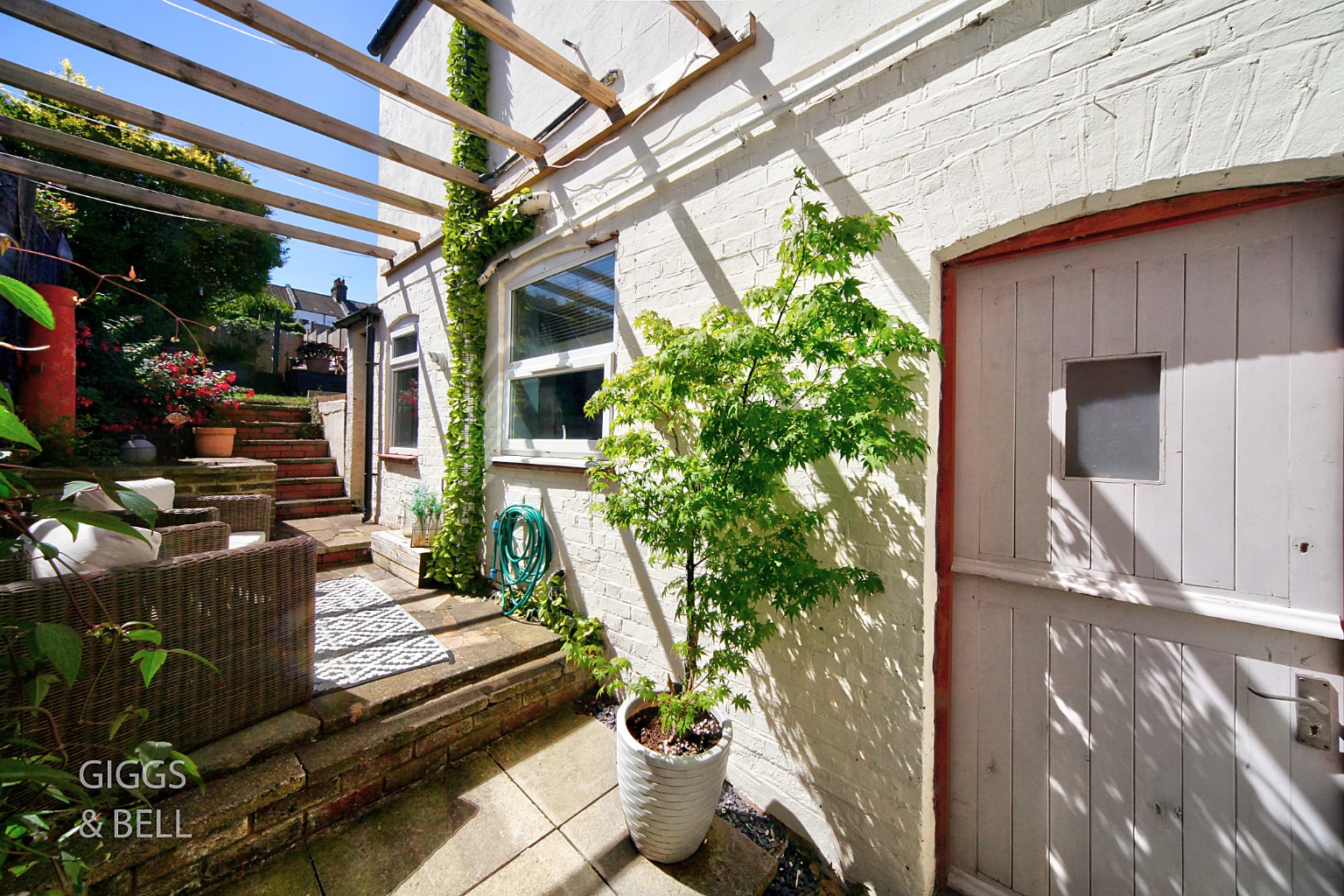 3 bed terraced house for sale in Harcourt Street, Luton  - Property Image 19