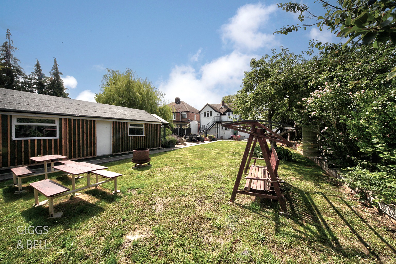 4 bed detached house for sale in Toddington Road, Luton  - Property Image 26