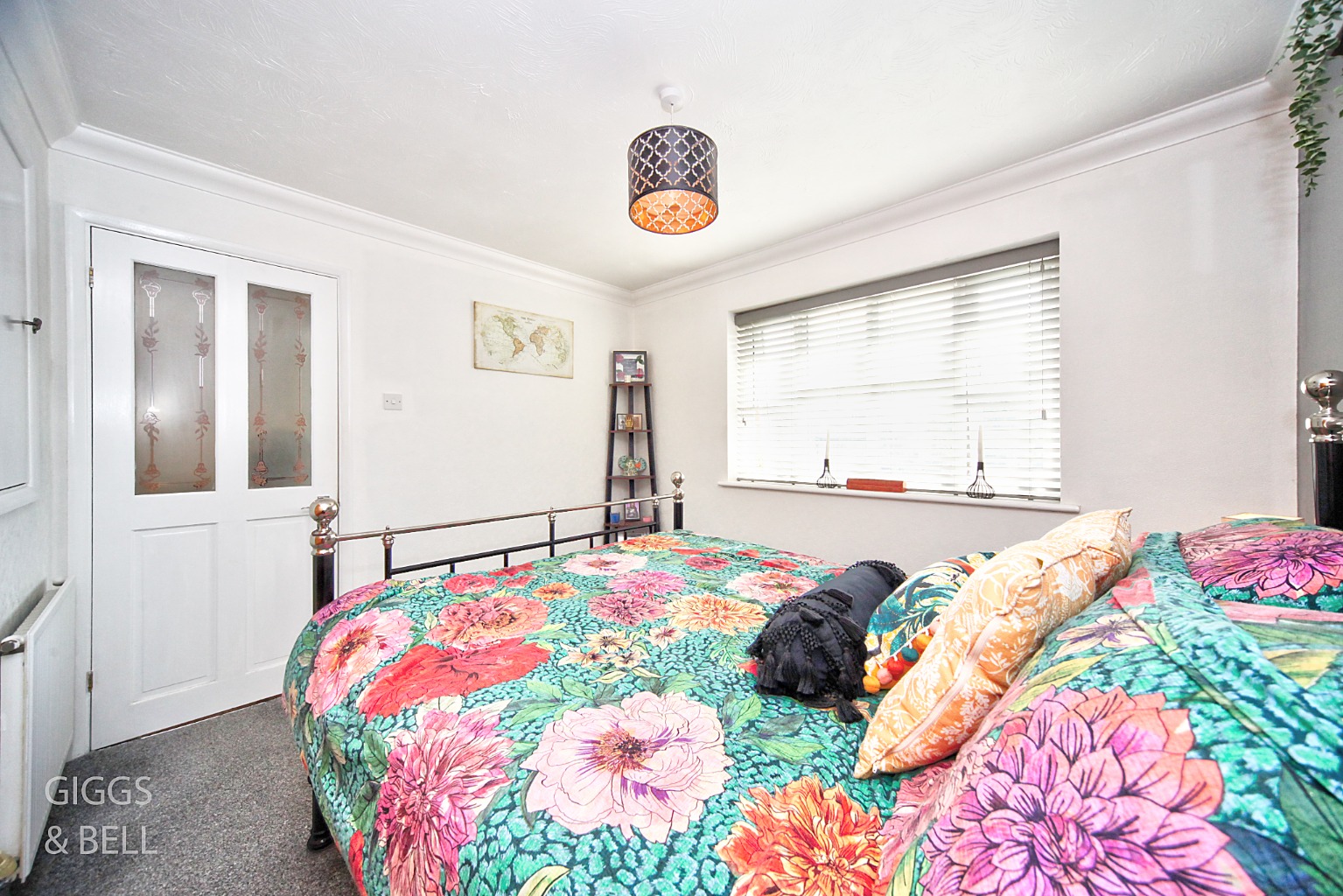 1 bed end of terrace house for sale in Spayne Close 10