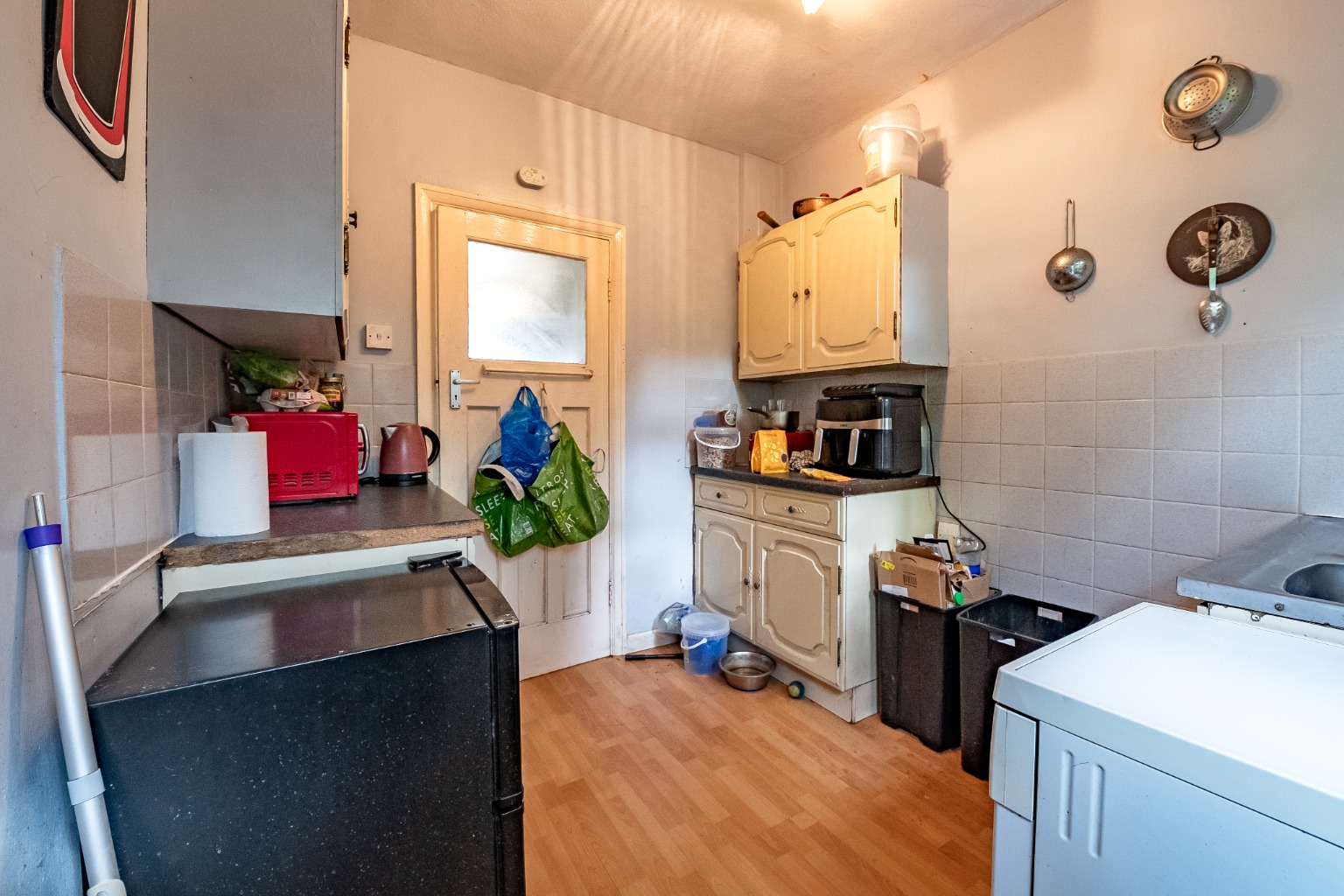 3 bed terraced house for sale in Cowper Street, Luton 6