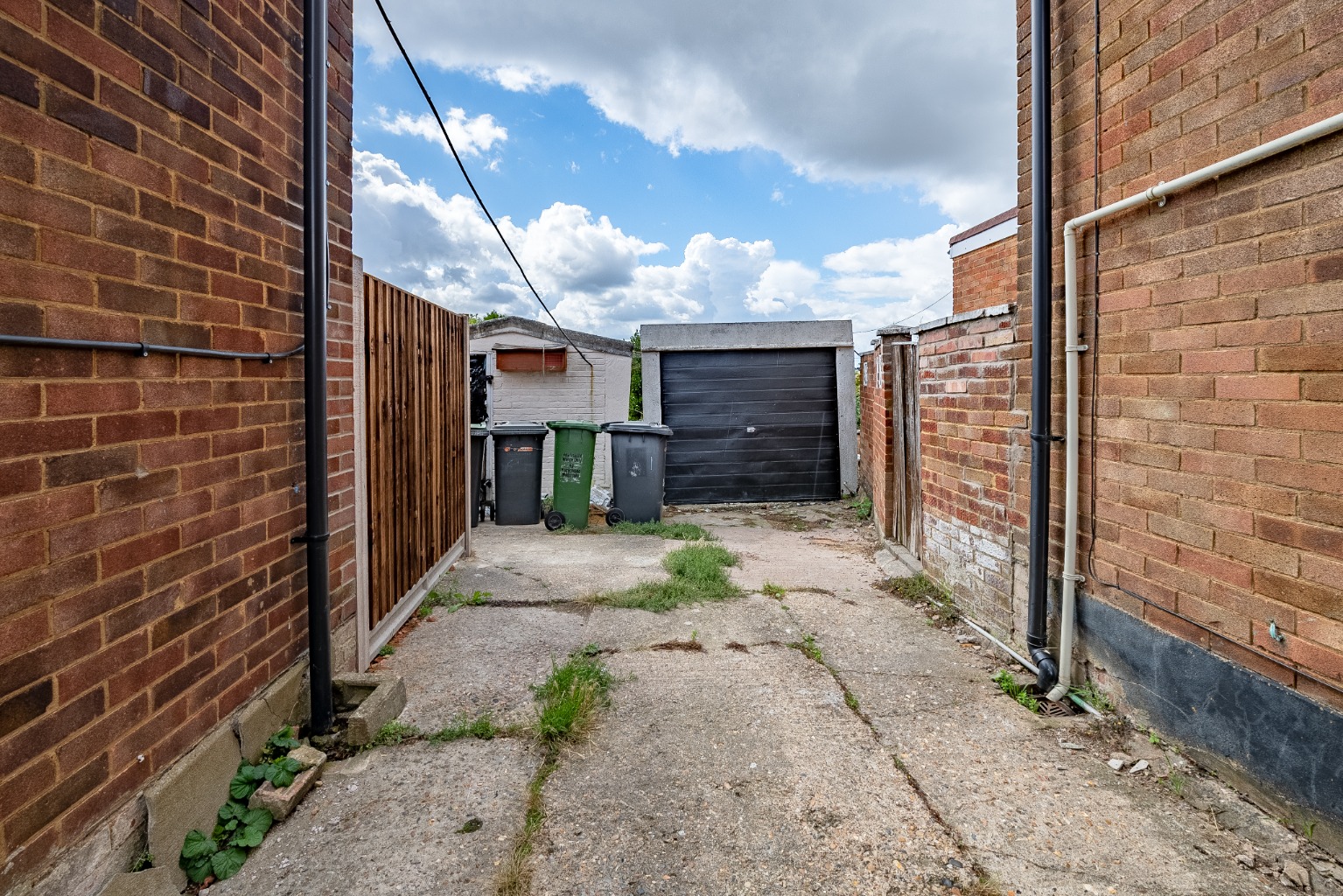 4 bed semi-detached house for sale in Pennine Avenue, Luton  - Property Image 17