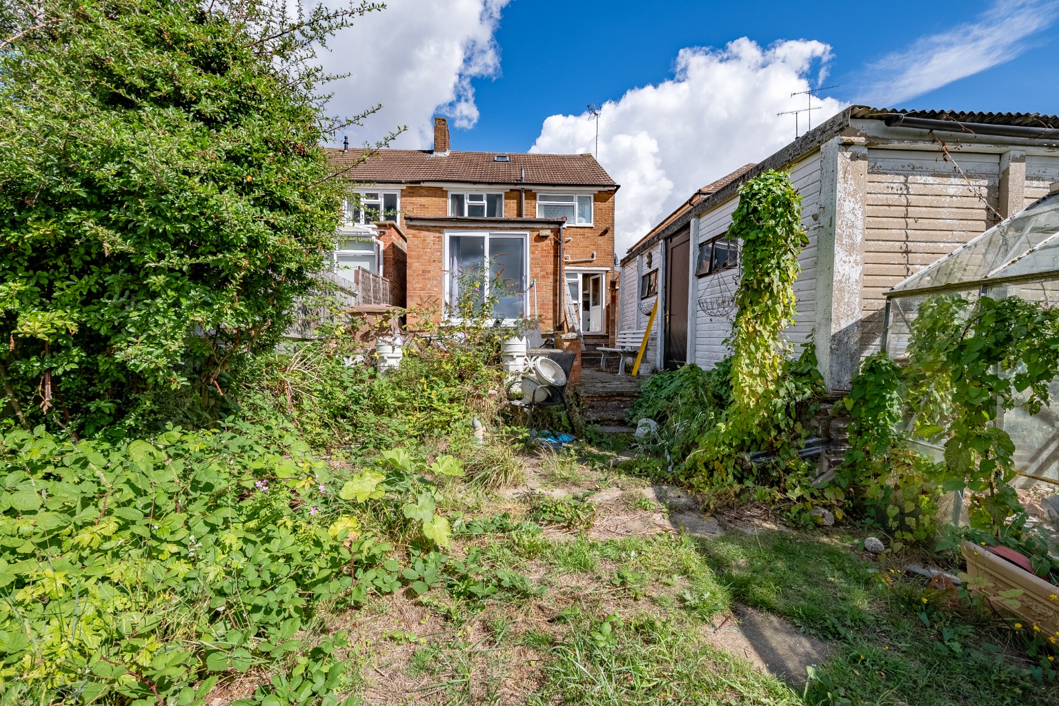 4 bed semi-detached house for sale in Pennine Avenue, Luton  - Property Image 15