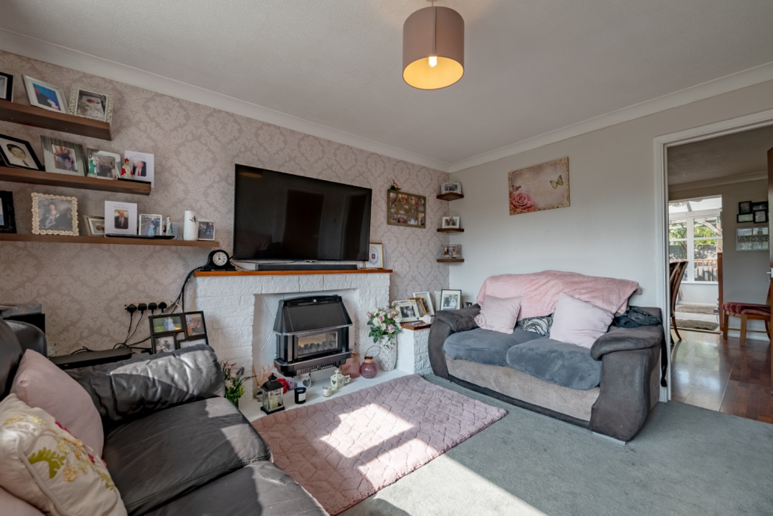 3 bed detached house for sale in Wordsworth Road  - Property Image 2