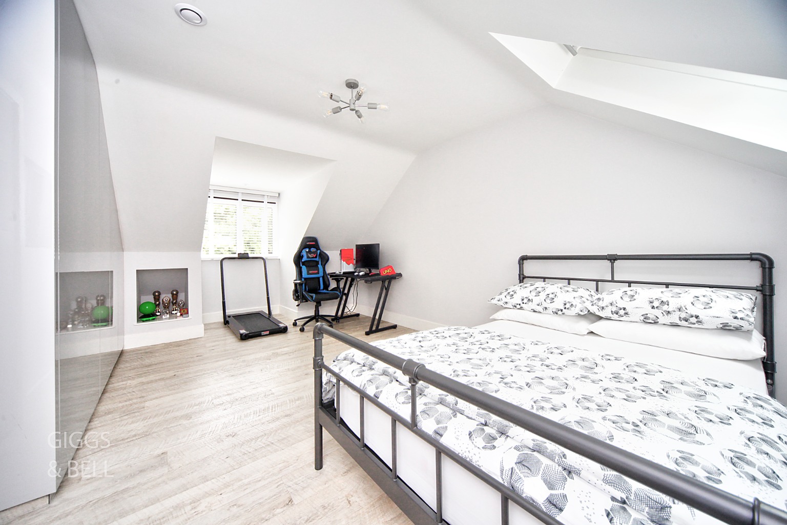 6 bed detached house for sale in Bedford Road, Bedford  - Property Image 26