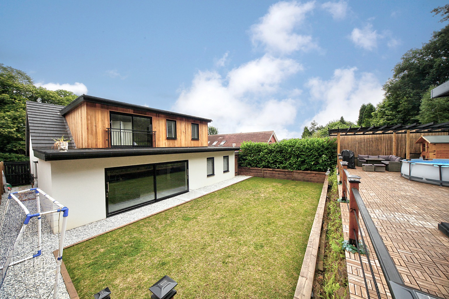 6 bed detached house for sale in Bedford Road, Bedford  - Property Image 35