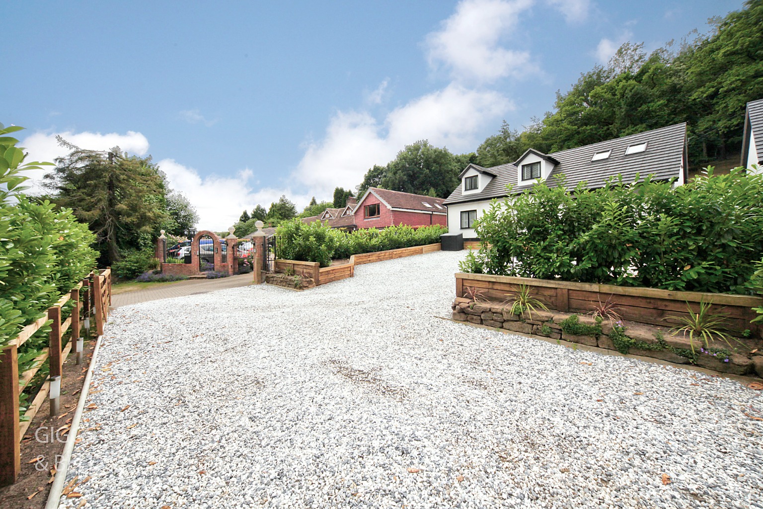 6 bed detached house for sale in Bedford Road, Bedford  - Property Image 42