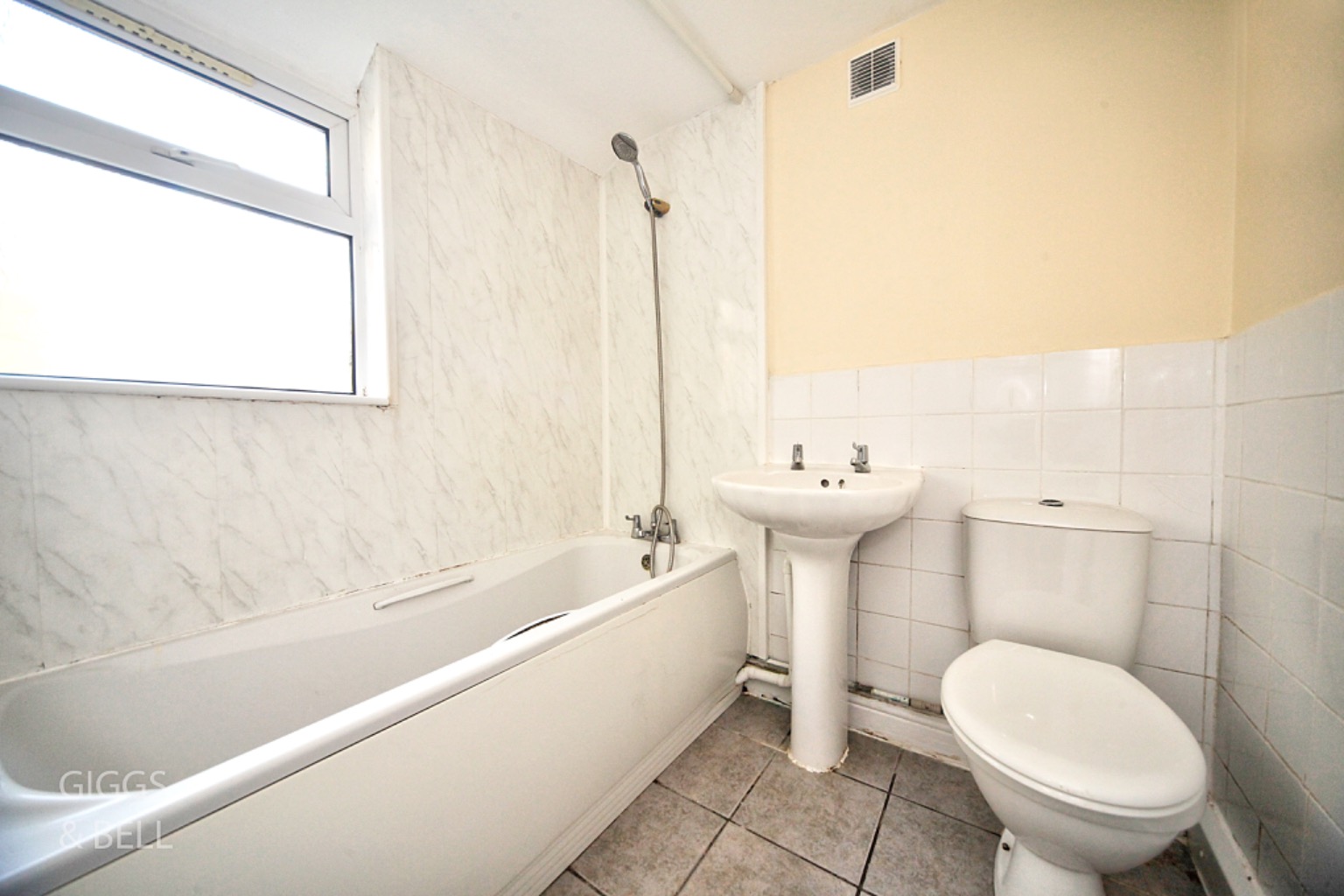 2 bed terraced house for sale in Tennyson Road, Luton 7